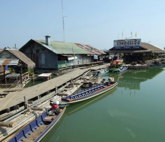 อุตรดิตถ์..ท่าน้ำแห่งทิศเหนือ ข้อมูล : การท่องเที่ยวแห่งประเทศไทย อุตรดิตถ์..ท่าน้ำแห่งทิศเหนือ | Creative Econ เว็บไซต์เศรษฐกิจสร้างสรรค์