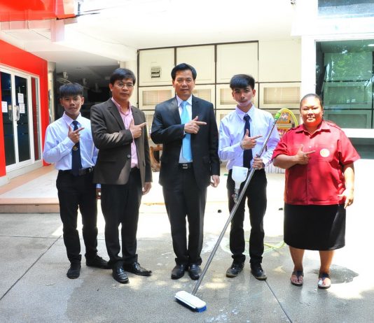 ‘ไม้ขัดพื้น All In One’ ไอเดียอาชีวะ..ขัดง่าย ไม่ขัดใจ