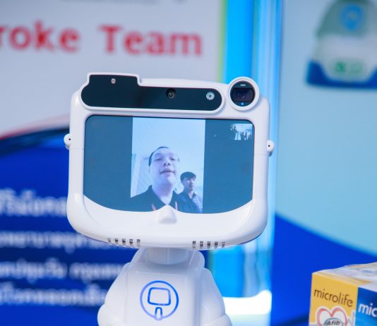 “สมาพันธ์เฮลธ์” โหนกระแส ioT ผนึกกำลังรพ.จุฬา/หุ่นยนต์ดินสอ ลดเสี่ยง STROKE