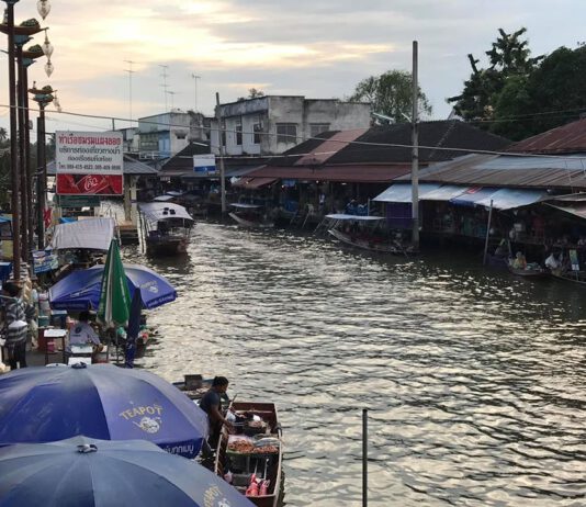 ‘กรุงเทพโพลล์’ เผยของขวัญที่ประชาชนอยากได้มากที่สุดในปี 2563