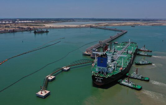 เปิดแล้ว! Sinopec ท่าเรือปิโตรเคมีใหญ่ที่สุดในจีน