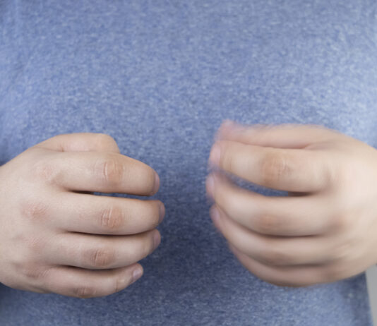 อาการมือสั่น…ไม่ใช่เรื่องเล่นอีกต่อไป