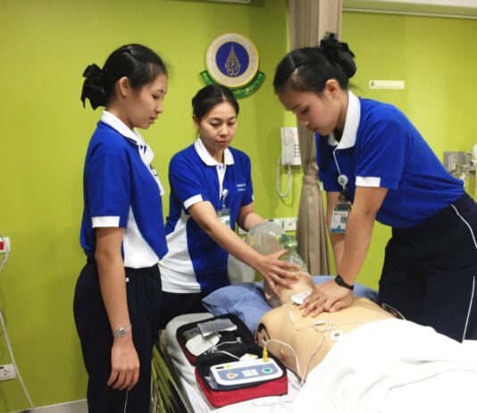 “มูลนิธิหนึ่งคนให้ หลายคนรับ” เชิญร่วมบริจาคทุนการศึกษา หลักสูตรผู้ช่วยพยาบาล คณะแพทยศาสตร์ศิริราชพยาบาล