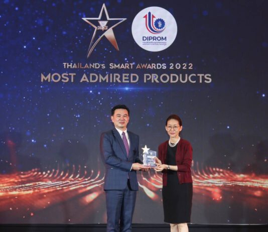 กรุงเทพประกันภัยโดดเด่น รับ 2 รางวัล จากงาน Thailand’s Smart Awards