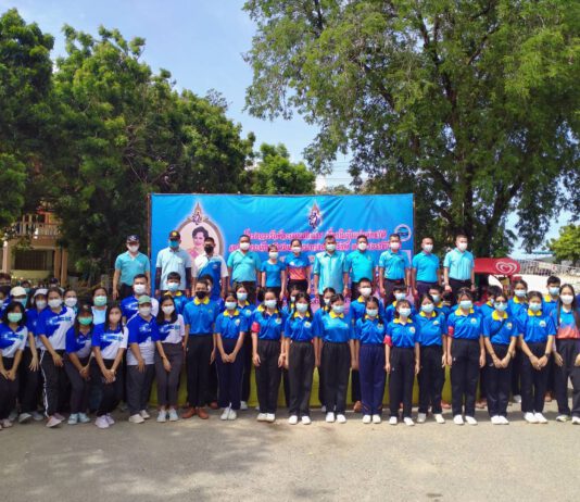 อบต. แสมสาร พัฒนาวิหารหลวงพ่อดำ เนื่องในวันแม่แห่งชาติ