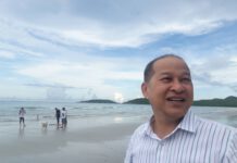 สาคร โพธิ์คำ ปลัด อบต.ไฟแรง พาเที่ยว “แสมสาร”