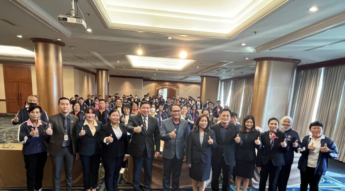 กองทุนประกันชีวิตเข้าร่วมการอบรมอาสาสมัครประกันภัยในเขตพื้นที่กรุงเทพมหานคร ประจำปี 2566