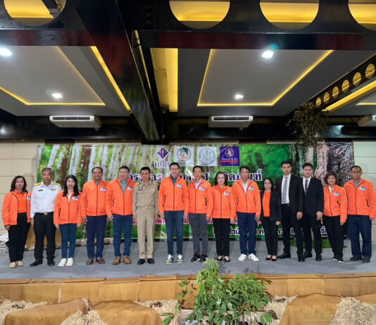 กองทุนประกันวินาศภัยเข้าร่วมโครงการ 1 ภาค 1 ผลิตภัณฑ์ ประจำปี 2566 “กรมธรรม์ประกันภัยยางพารา” จ.ชุมพร