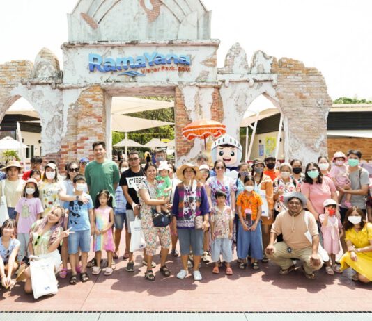 กรุงไทย–แอกซ่า ประกันชีวิต จัดกิจกรรมรับหน้าร้อน “สนุกทั้งครอบครัว ทัวร์สวนน้ำรามายณะ”
