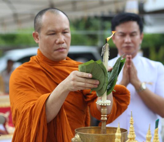 ร่วมบุญมหากุศลใหญ่ ถวายผ้าพระกฐินพระราชทาน ณ วัดบัวขวัญ 1 ปีมีเพียงครั้งเดียว!