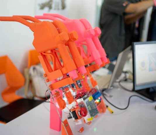 FIBO DEMO DAY โชว์เคสผลงานนักศึกษา 3 ชั้นปี สร้างแรงบันดาลใจคนรุ่นใหม่สู่ ‘Robot & AI Innovator’
