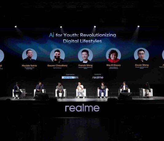 realme ร่วมปฏิวัติไลฟ์สไตล์ยุคดิจิทัลของคนรุ่นใหม่ด้วย AI เปิดการประชุมโต๊ะกลมร่วมกับกลุ่มเยาวชนระดับโลก