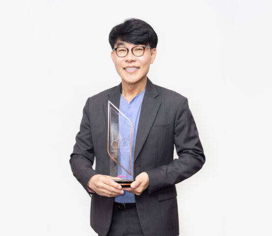 ดร.อภิสิทธิ์ อนันตนาถรัตน CEO กรุงเทพประกันภัย คว้ารางวัล DAILYNEWS TOP CEO 2024 สาขาธุรกิจประกันวินาศภัย