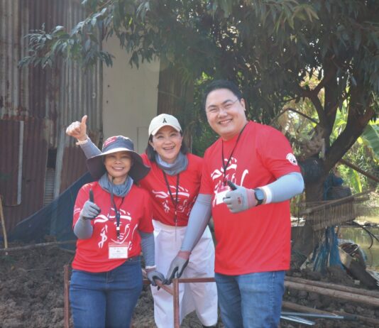พรูเด็นเชียล ประเทศไทย จับมือ พรูเด็นซ์ ฟาวน์เดชัน ลงพื้นที่ฟื้นฟูบ้านเรือนและที่อยู่อาศัยผู้สูงอายุผู้ประสบภัยน้ำท่วม