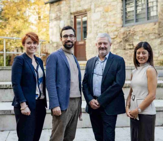 EBC Financial Group และ Oxford พูดถึงอุปสรรคในการเปลี่ยนผ่านพลังงานฟอสซิลสู่พลังงานสะอาด