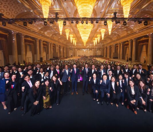 เมืองไทยประกันชีวิตจัดงาน “KICK OFF 2025” บานเย็น…บานสะพรั่งทั่วประเทศ รวมพลังตัวแทนทั่วประเทศอย่างยิ่งใหญ่