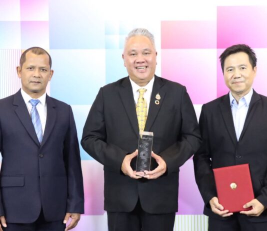 การเคหะแห่งชาติรับรางวัล 2025 WOW Awards (Wonder of Well-Living City Awards) “โครงการฟื้นฟูเมืองชุมชนดินแดง” จากสมาคมสถาปนิกสยามในพระบรมราชูปถัมภ์