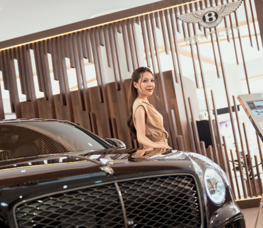 เบนท์ลีย์ แบงค็อก โชว์เคสยนตรกรรมหรูโฉมใหม่ในเมืองภูเก็ต