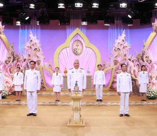 การเคหะแห่งชาตินำทีมบันทึกเทปถวายพระพร สมเด็จพระนางเจ้าสุทิดาฯ เนื่องในวันเฉลิมพระชนมพรรษา