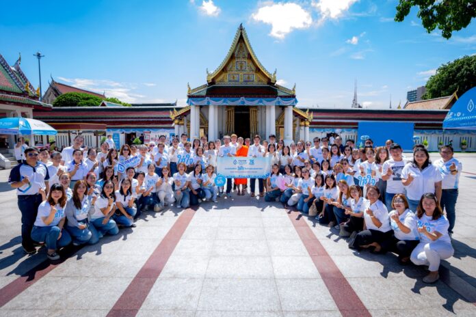 EFD06B83-4362-4CF8-B690-3AEFAF7F7EFE