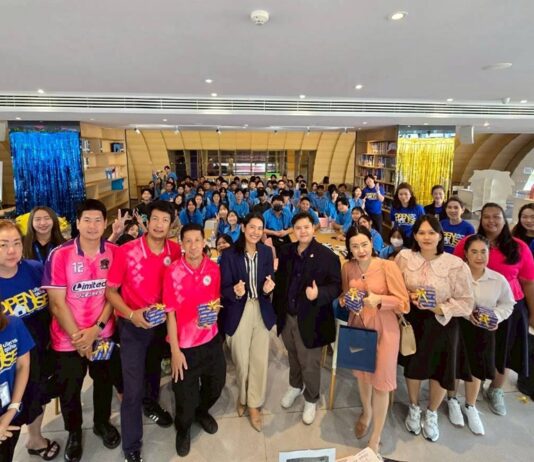 คณะบริหารธุรกิจ ม.หอการค้าไทย เปิดบ้านต้อนรับโรงเรียนบางมดวิทยา สร้างแรงบันดาลใจสู่เส้นทางนักธุรกิจรุ่นใหม่