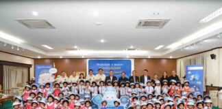 วิริยะประกันภัย เดินหน้ามอบหมวกนิรภัยวัยใส จ.ชลบุรี สานพลังภาคีเครือข่าย เสริมความปลอดภัยในสถานศึกษา