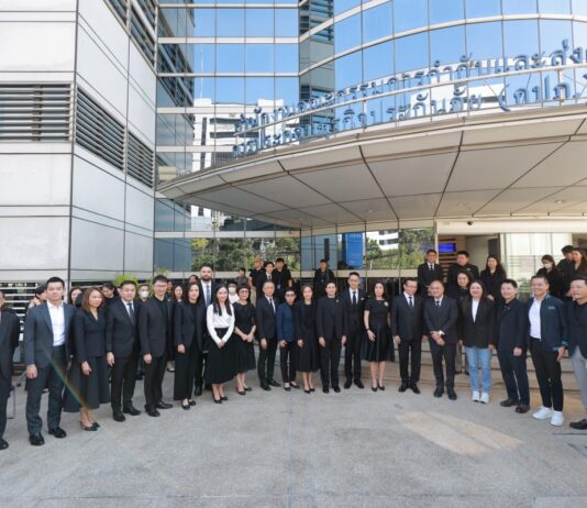 สมาคมประกันชีวิตไทยผนึกกำลังอุตสาหกรรมประกันภัยส่งต่อความห่วงใยช่วยเหลือผู้ประสบภัยภาคใต้