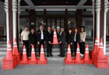 วิริยะประกันภัย มอบกรวยยางจัดระเบียบจราจร กรมการขนส่งทางบก